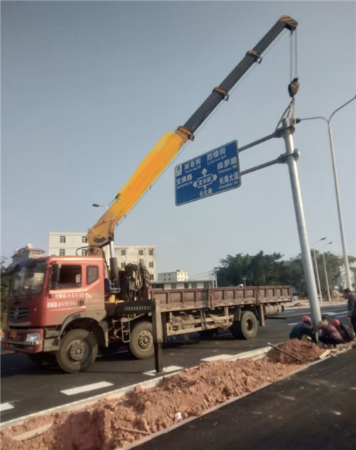 丰林县设备吊装租赁吊车要用多大吊车