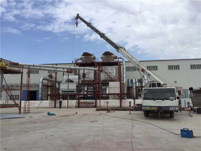 丰林县“手脚齐动”—— 吊车的 “协同作业” 技术