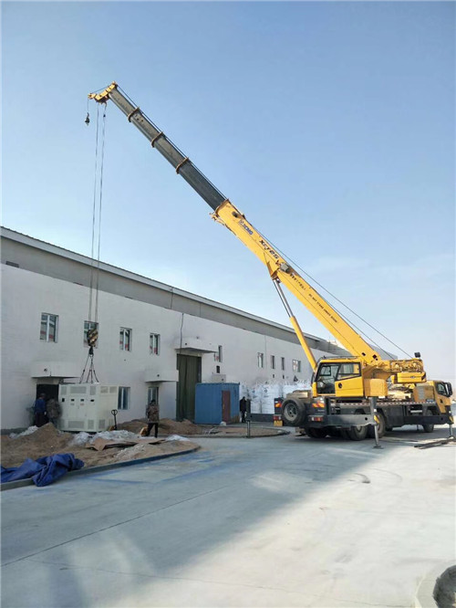 丰林县“超载就喊停”—— 吊车的 “重量保镖” 技术