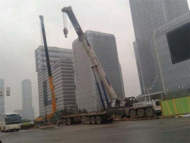 丰林县“自动找平”—— 吊车的 “平地神器” 技术